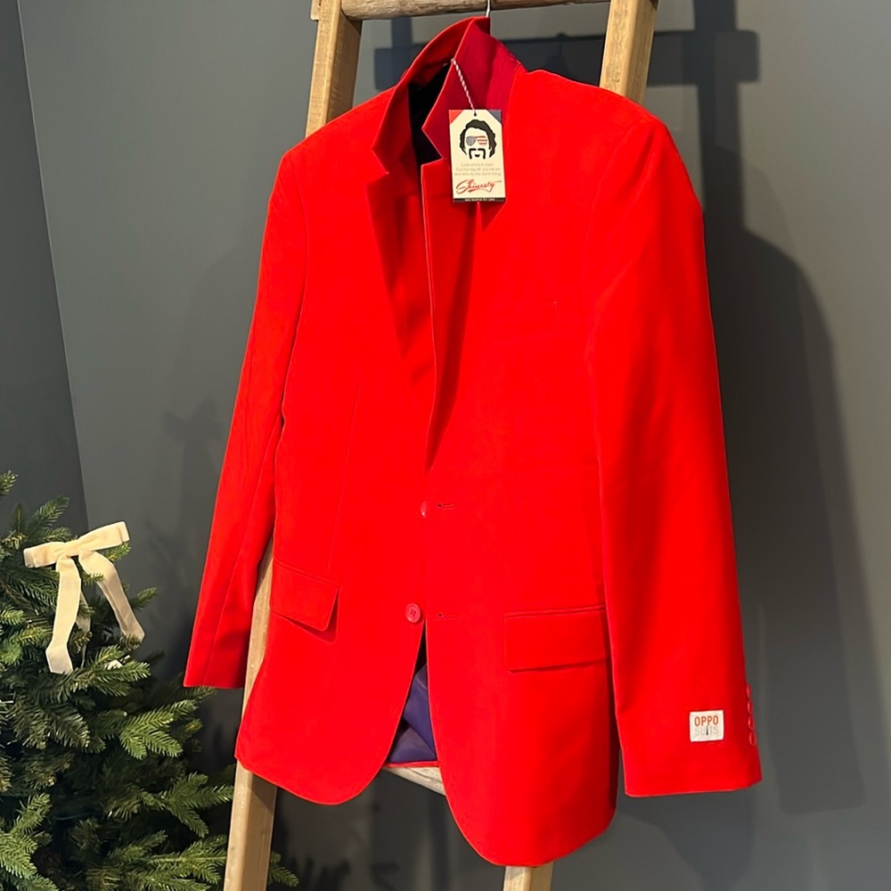 Shinesty Red Blazer❣️ “Show it a good time, make it some friends”❣️